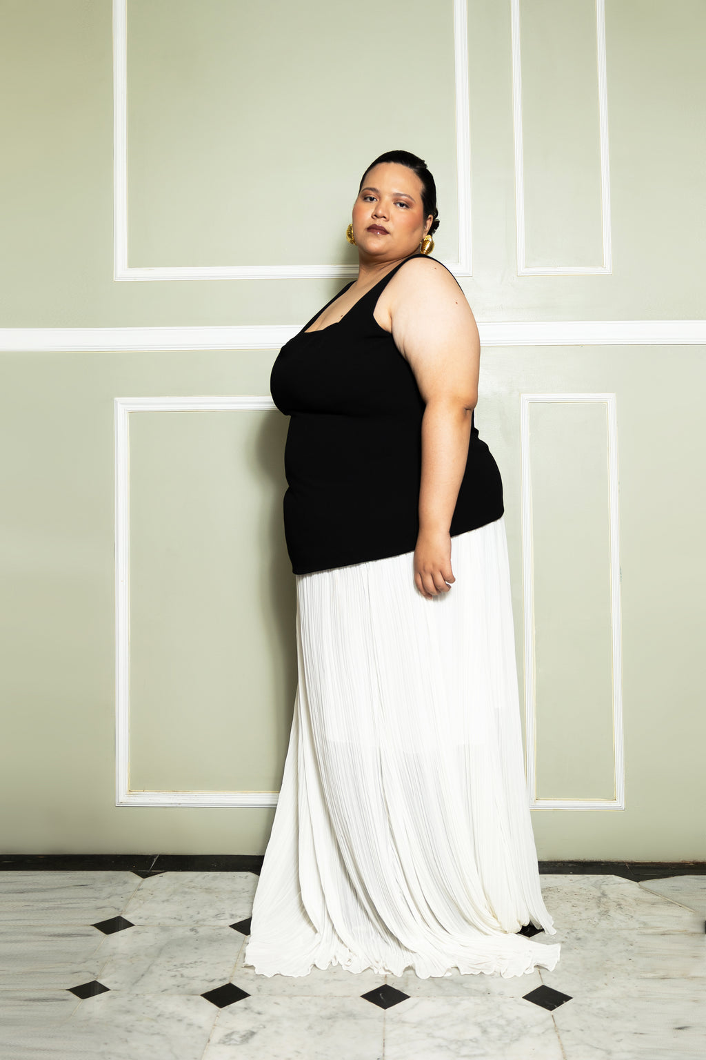 Top de crepé con forro y elementos de corsé