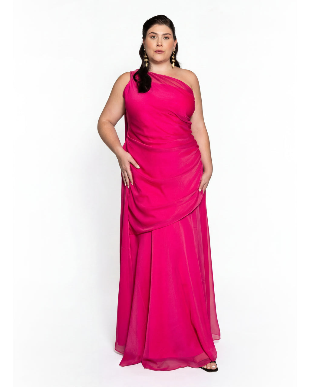 Vestido de gasa brillante con corsé y cola